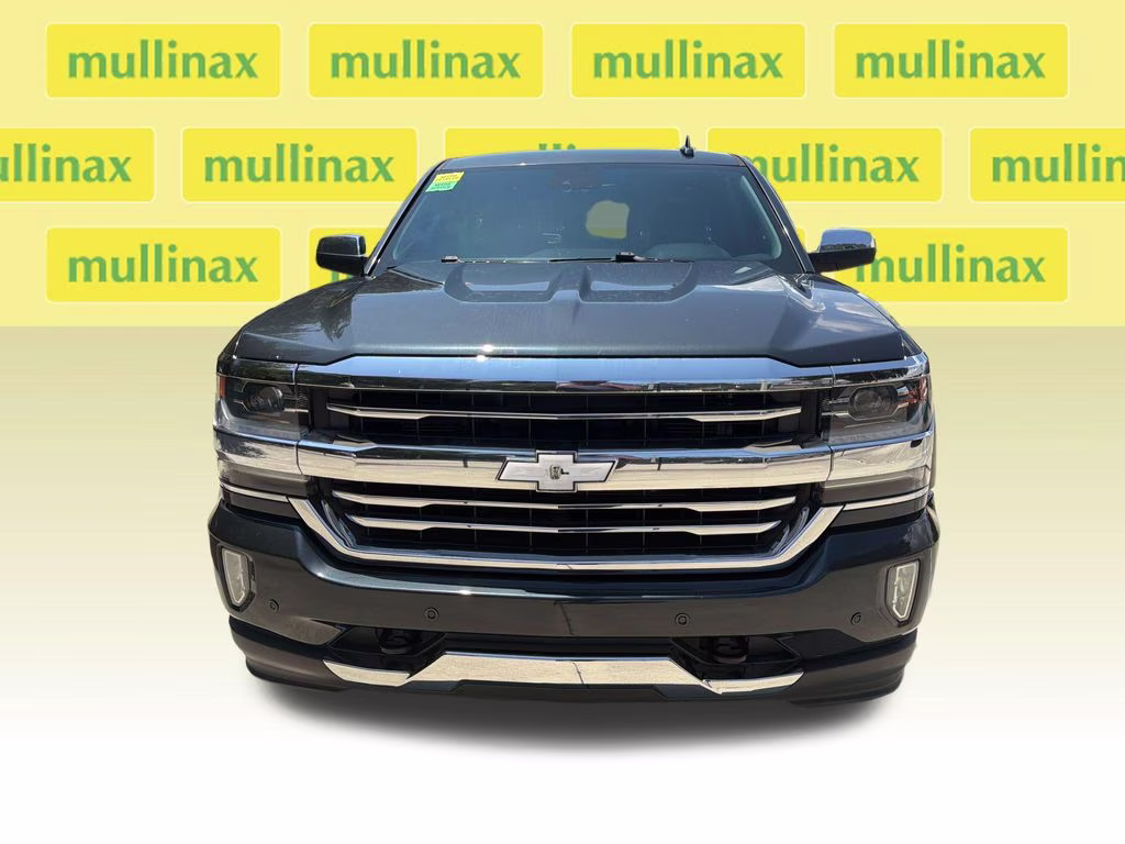 2018 Graphite Metallic Chevrolet Silverado 1500 High Country 4X4 Truck