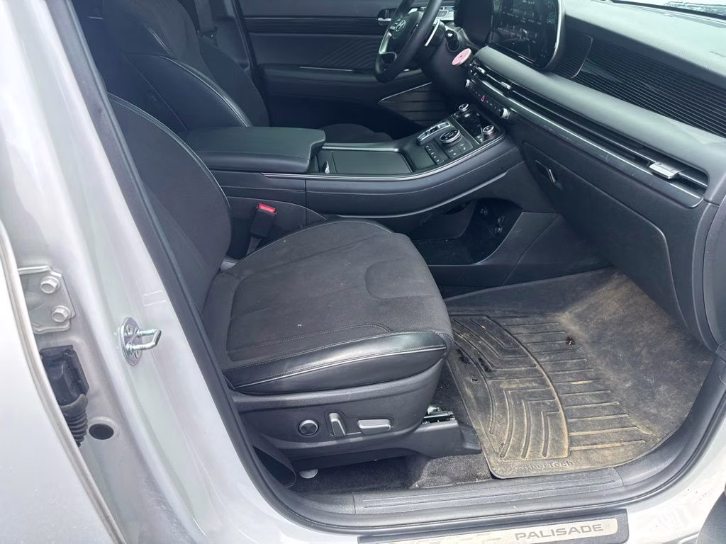 2025 Hyper White Hyundai Palisade Calligraphy Night Edition AWD SUV