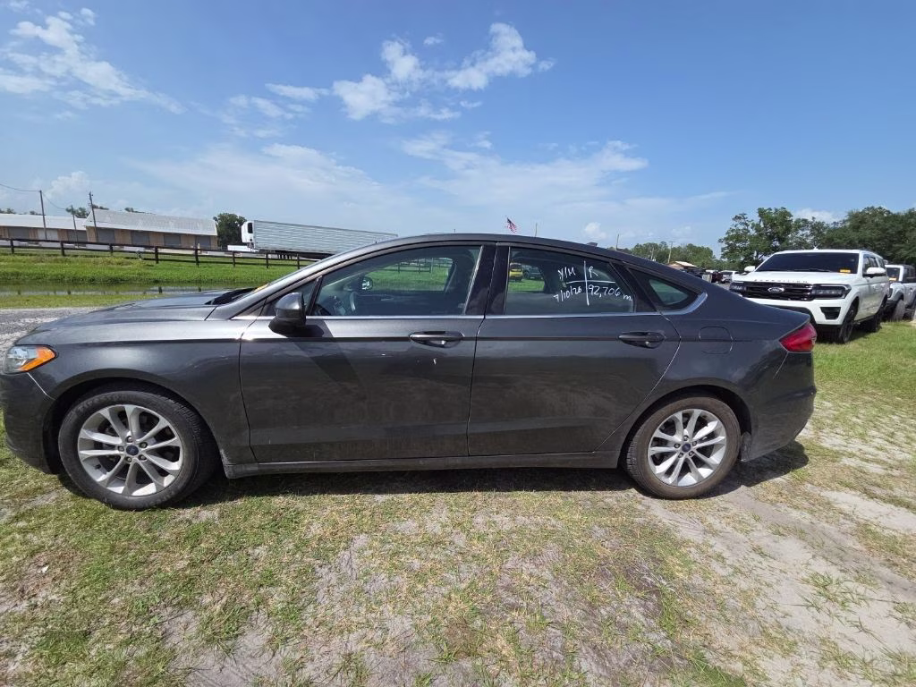 2020 Magnetic Ford Fusion SE FWD Sedan