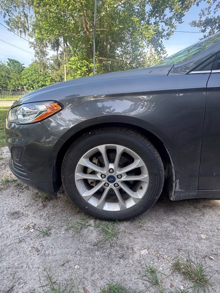 2020 Magnetic Ford Fusion SE FWD Sedan