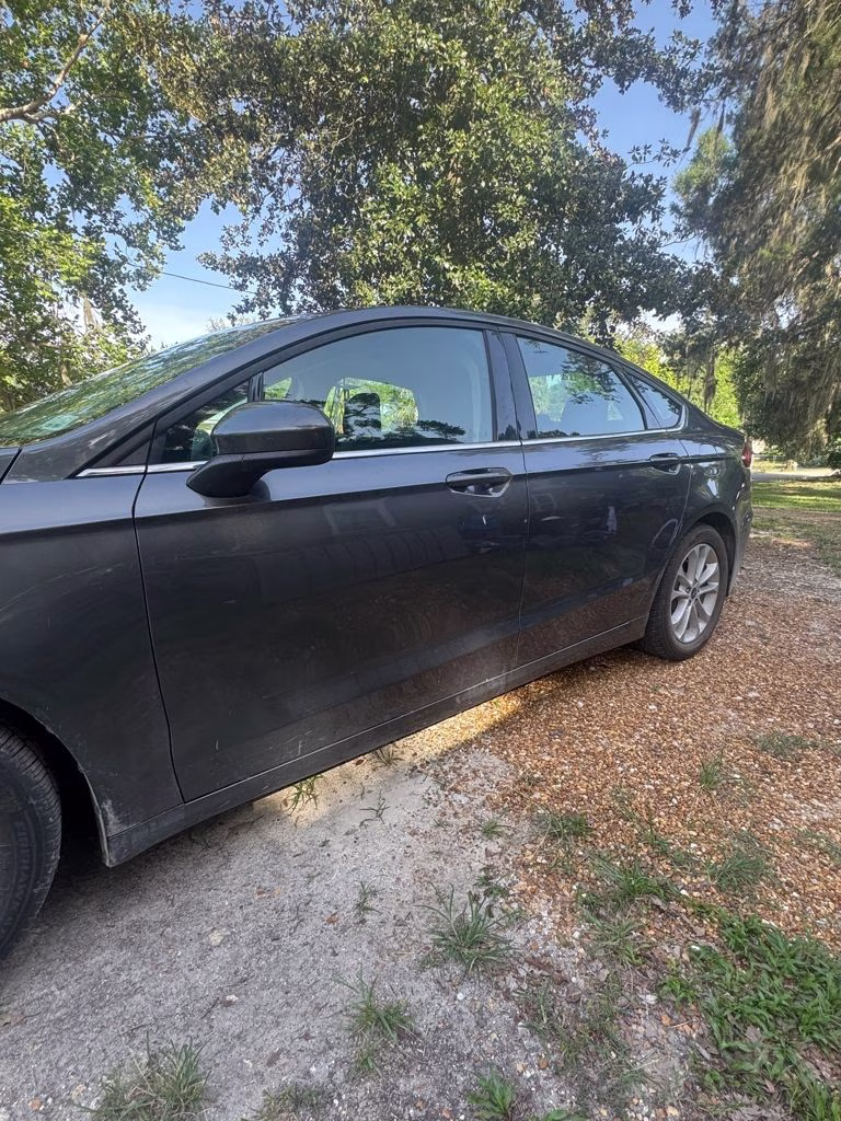 2020 Magnetic Ford Fusion SE FWD Sedan