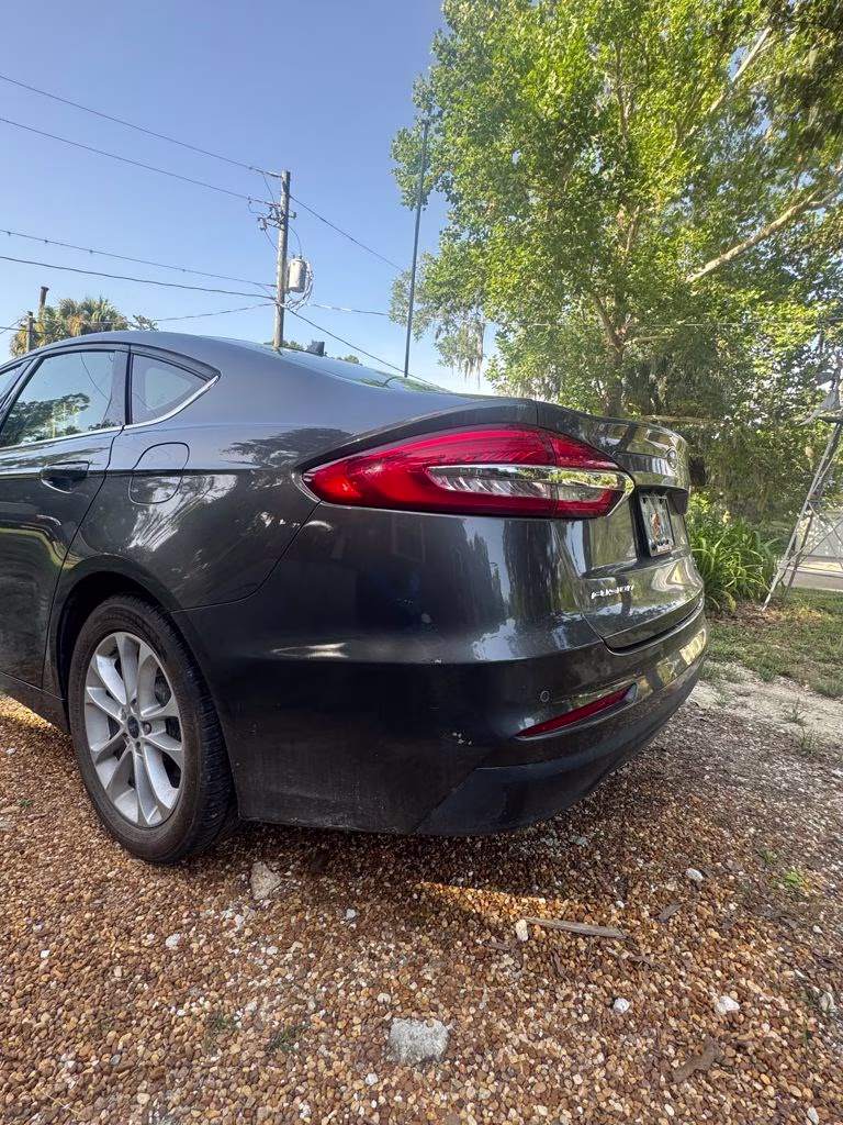 2020 Magnetic Ford Fusion SE FWD Sedan