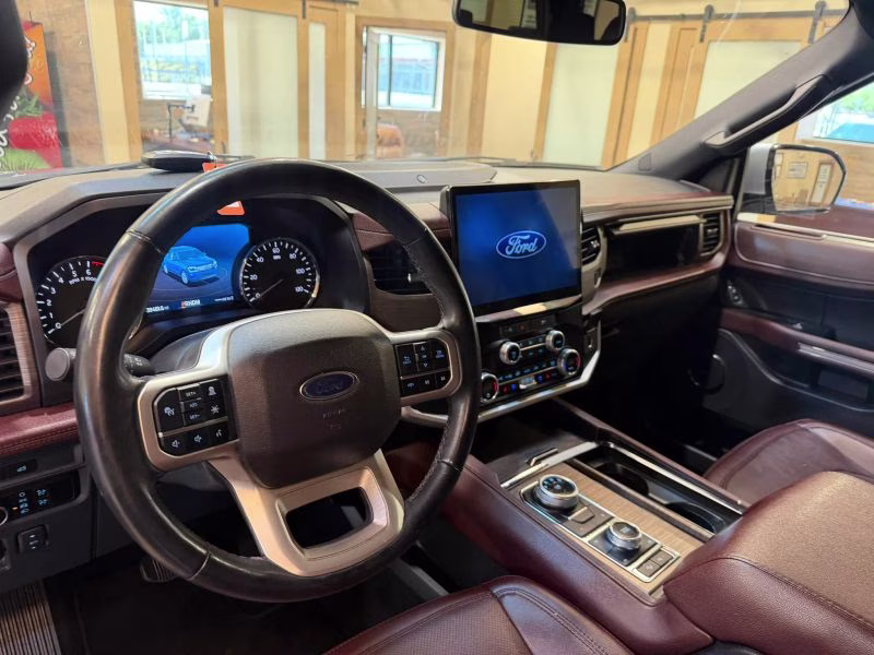 2024 Ford Expedition Max Limited Sport Utility 4D 4X4
