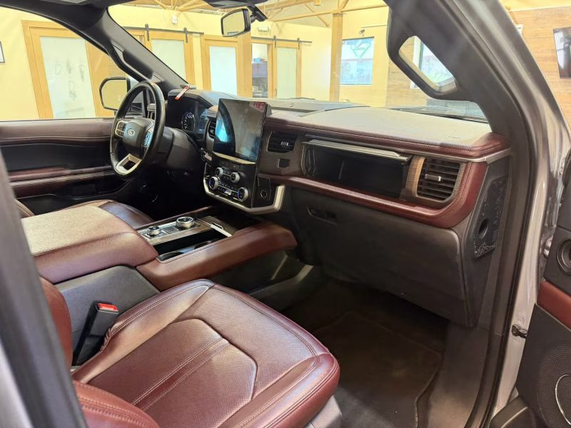 2024 Ford Expedition Max Limited Sport Utility 4D 4X4