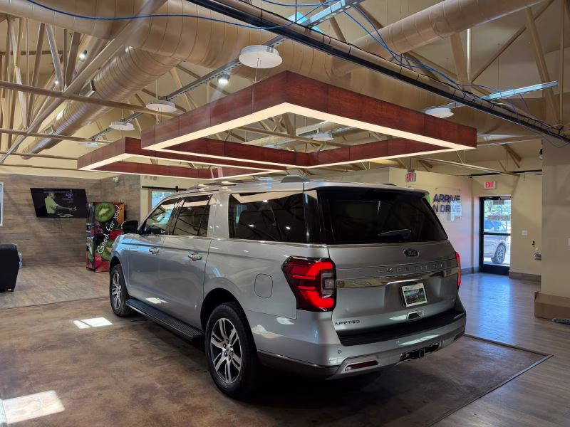 2024 Ford Expedition Max Limited Sport Utility 4D 4X4