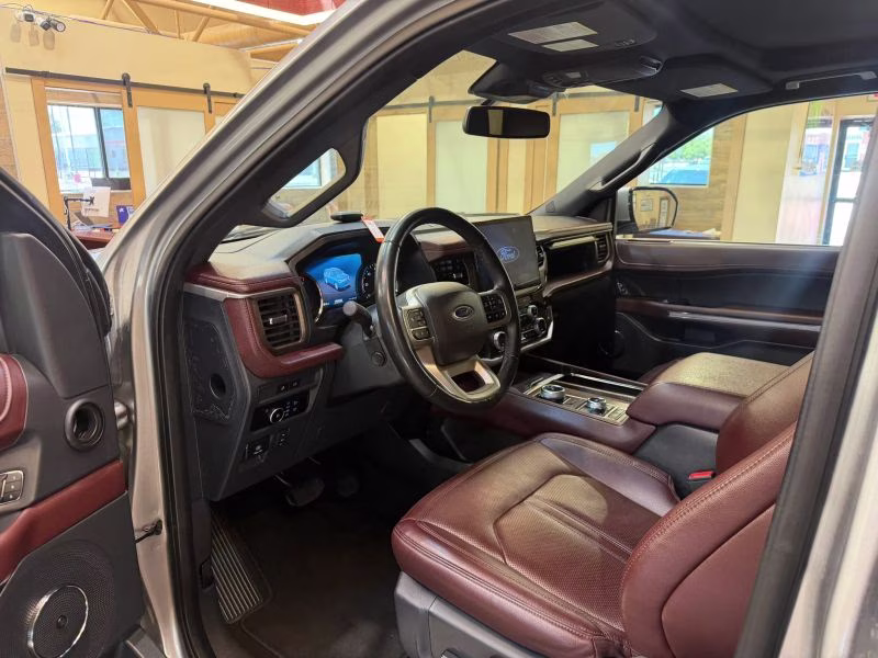 2024 Ford Expedition Max Limited Sport Utility 4D 4X4