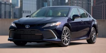 2023 Wind Chill Pearl/Midnight Black Metallic Toyota Camry TRD V6 FWD