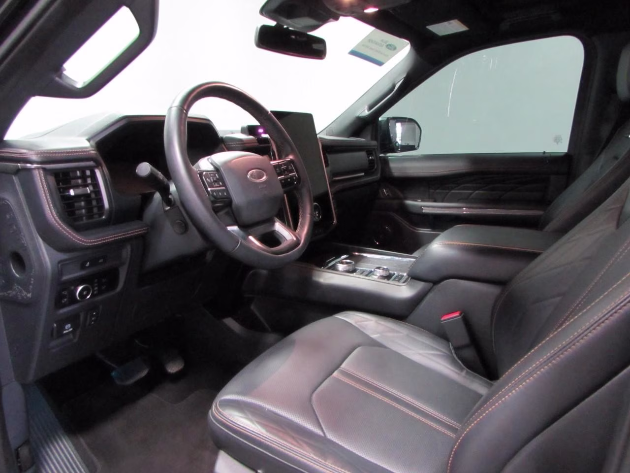 2024 Agate Black Metallic Ford Expedition Platinum 4X4 SUV