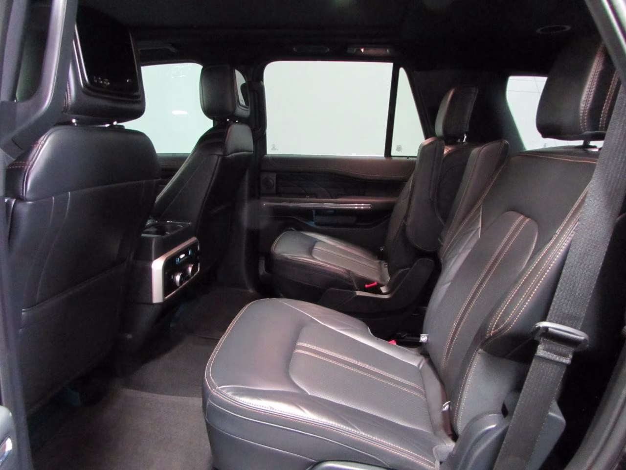 2024 Agate Black Metallic Ford Expedition Platinum 4X4 SUV