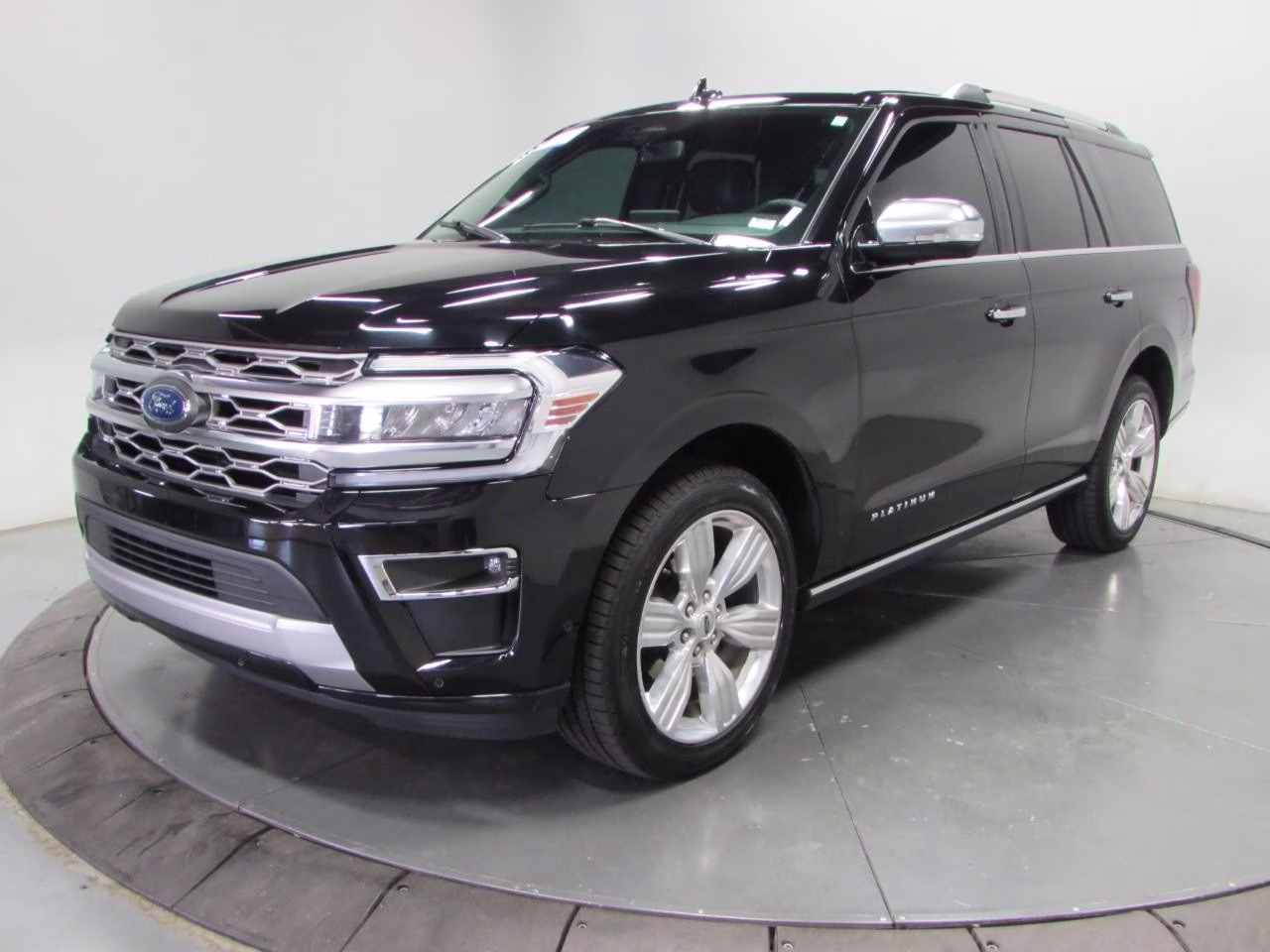 2024 Agate Black Metallic Ford Expedition Platinum 4X4 SUV