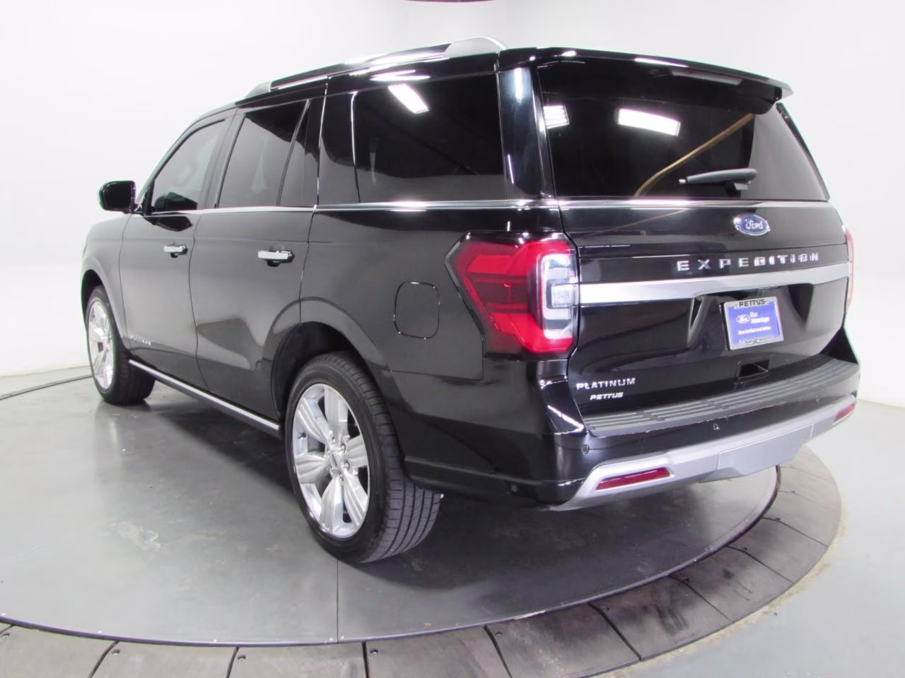2024 Agate Black Metallic Ford Expedition Platinum 4X4 SUV