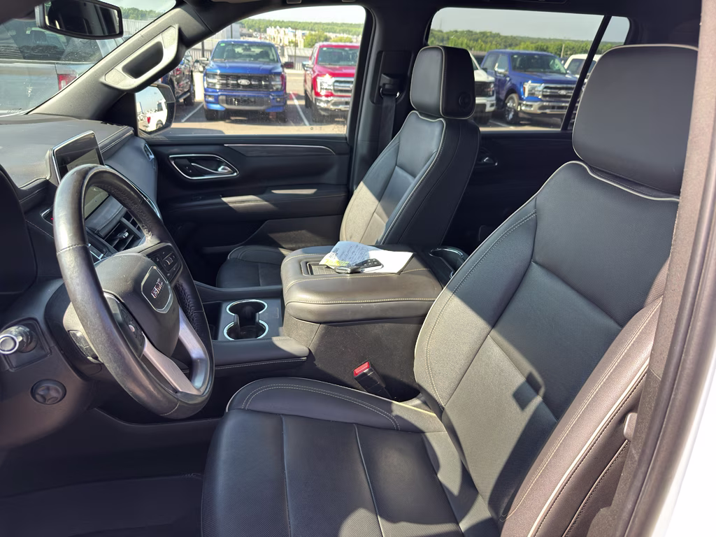 2022 Summit White GMC Yukon XL SLT 4X4 SUV