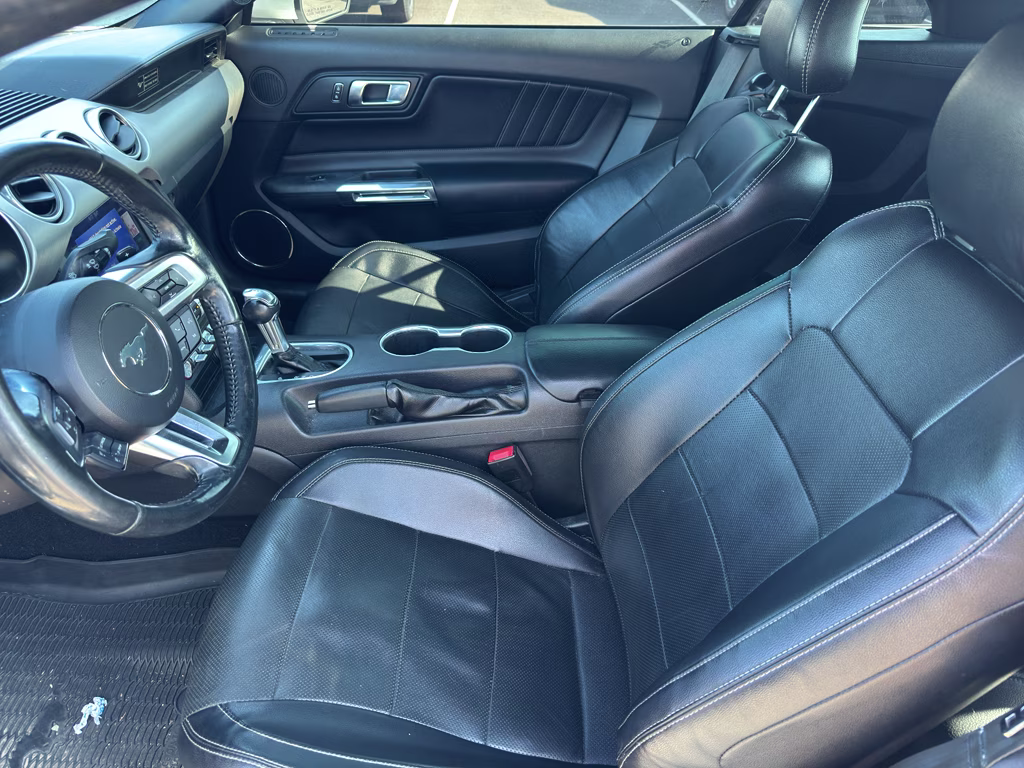 2020 Oxford White Ford Mustang GT Premium RWD Convertible