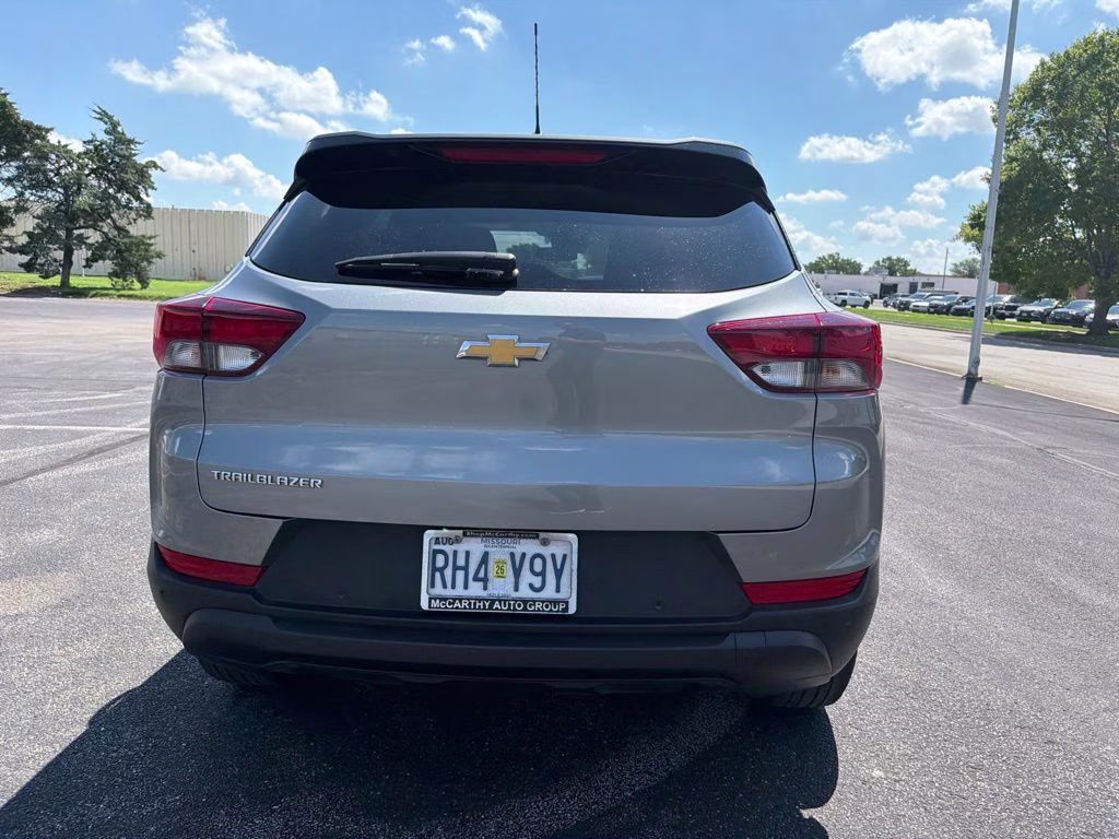 2024 Sterling Gray Metallic Chevrolet Trailblazer LS FWD SUV