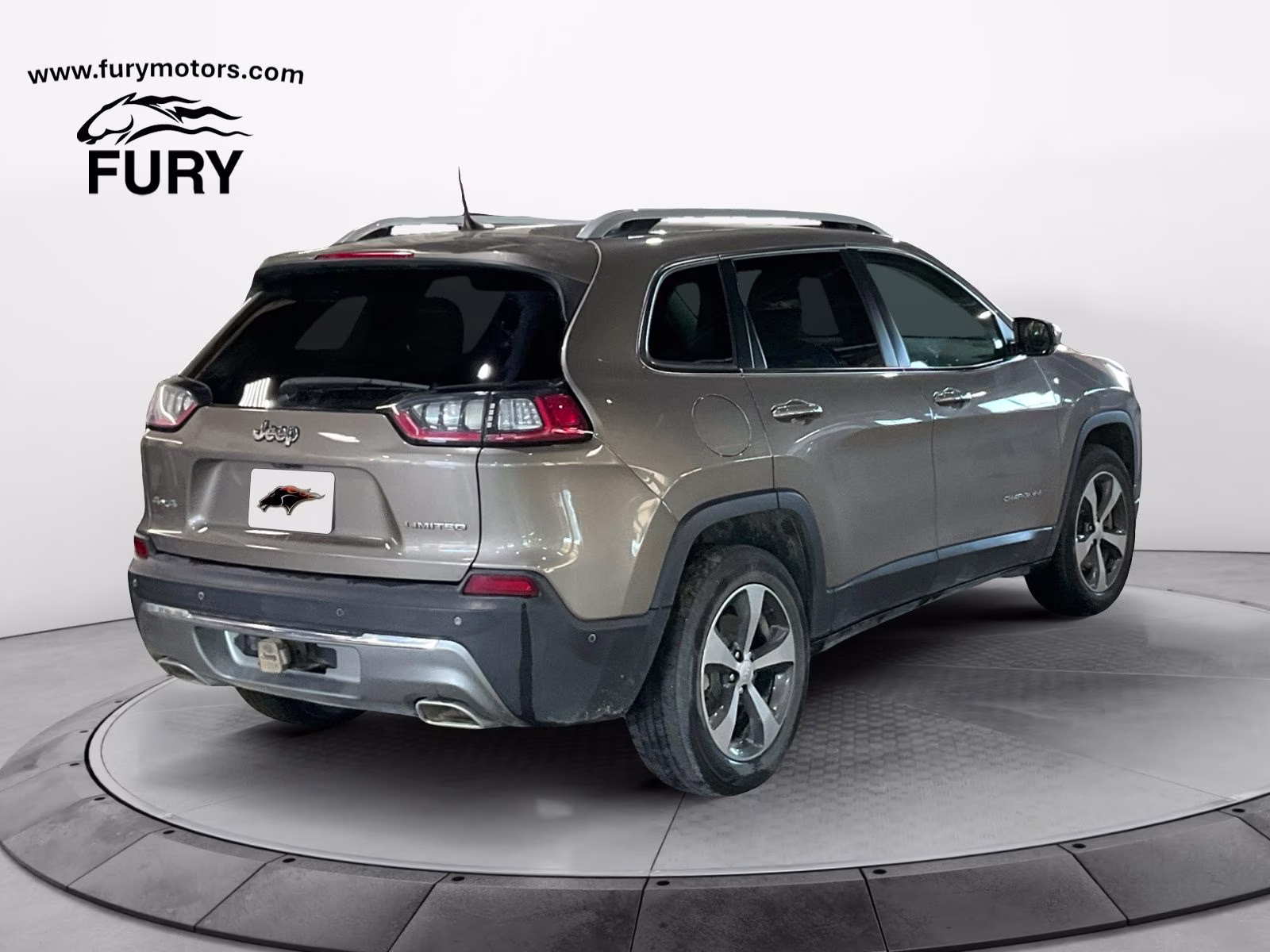 2019 Light Brownstone Pearlcoat Jeep Cherokee Limited 4X4 SUV