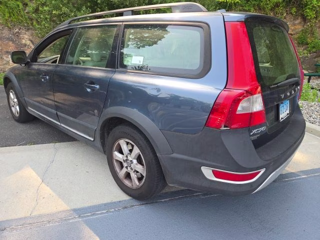 2008 Blue Volvo XC70 3.2 AWD Crossover