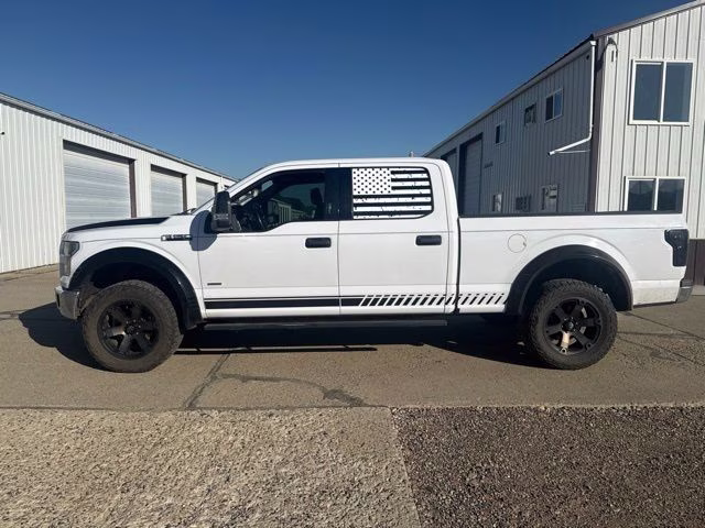 2016 Oxford White Ford F-150 XLT 4X4 Truck