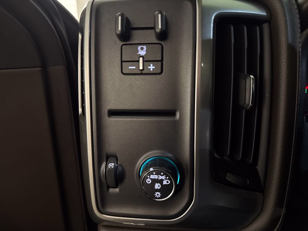 2017 Silver Ice Metallic Chevrolet Silverado 1500 LTZ RWD Truck
