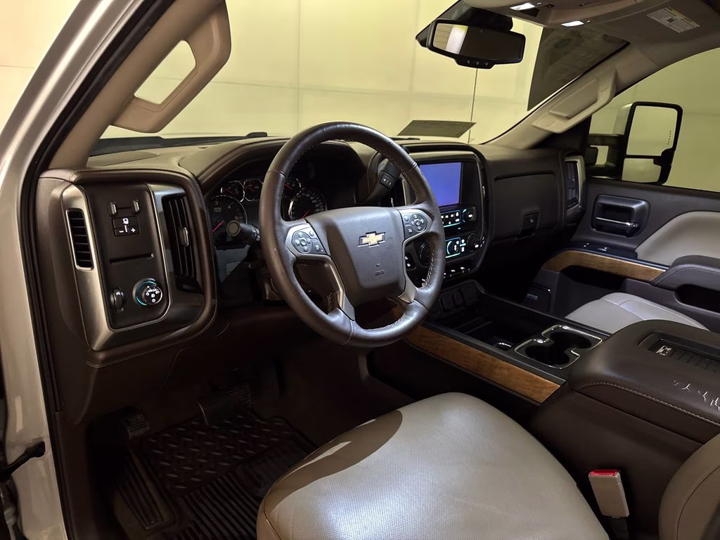 2017 Silver Ice Metallic Chevrolet Silverado 1500 LTZ RWD Truck