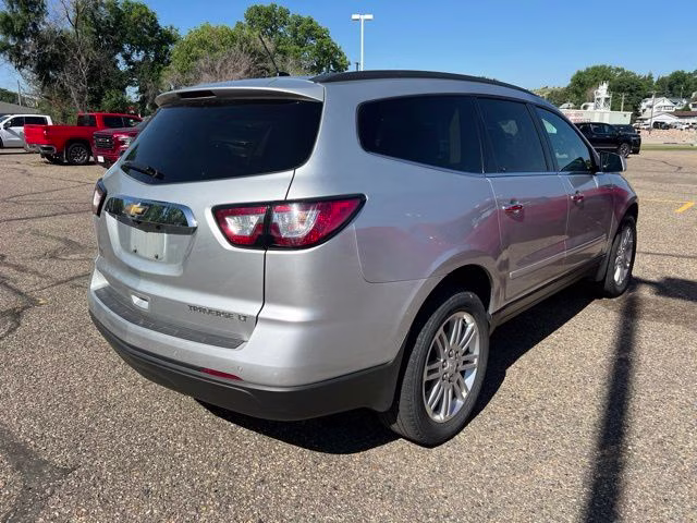 2015 Silver Ice Metallic Chevrolet Traverse LT AWD SUV