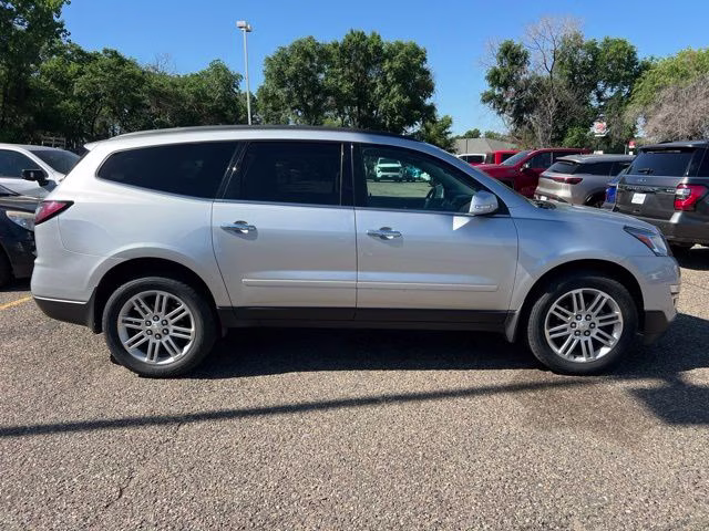 2015 Silver Ice Metallic Chevrolet Traverse LT AWD SUV