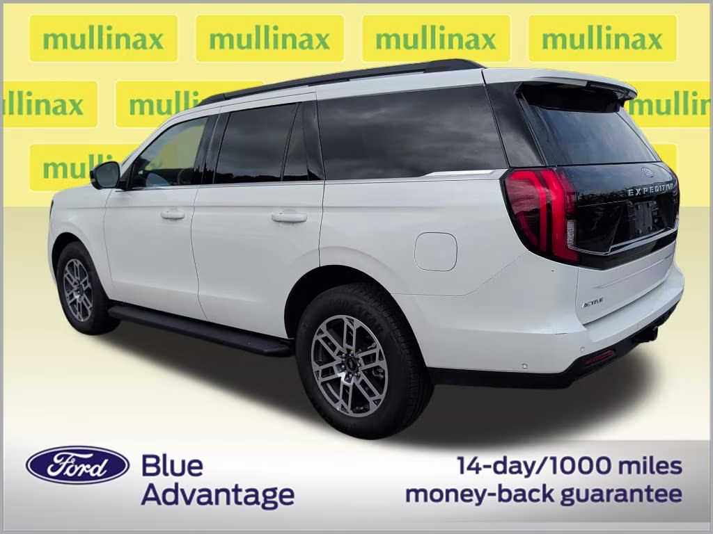 2025 Star White Metallic Tri-Coat Ford Expedition Active RWD SUV