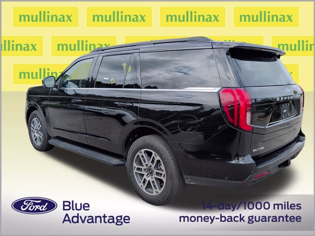 2025 Agate Black Metallic Ford Expedition Active RWD SUV