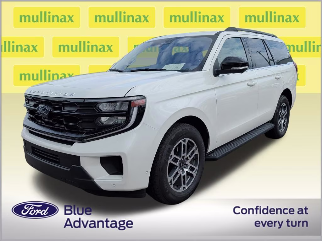 2025 Star White Metallic Tri-Coat Ford Expedition Active RWD SUV