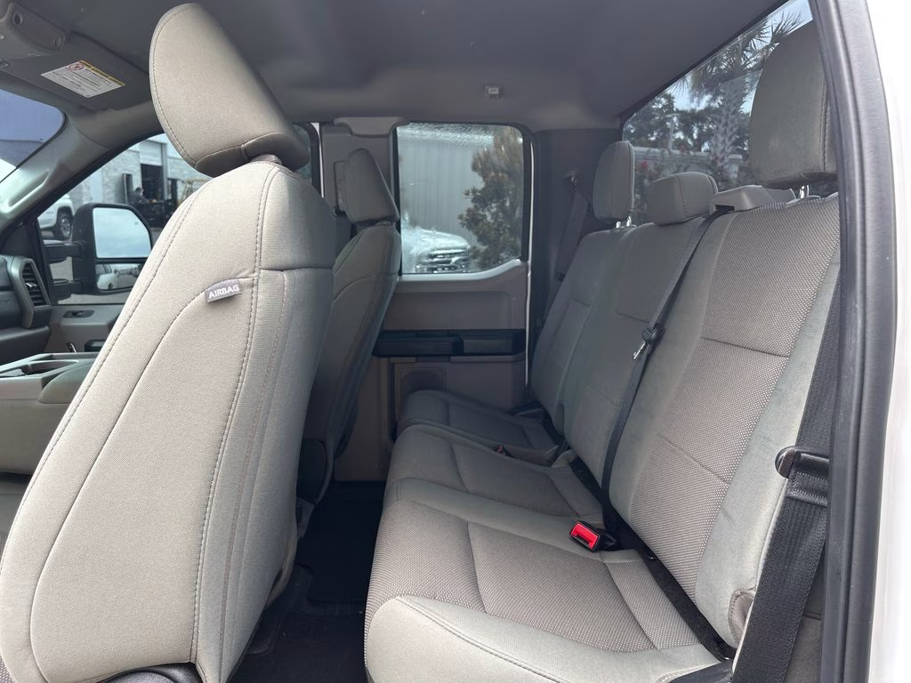 2021 Oxford White Ford Super Duty F-250 SRW XL 4X4 Truck