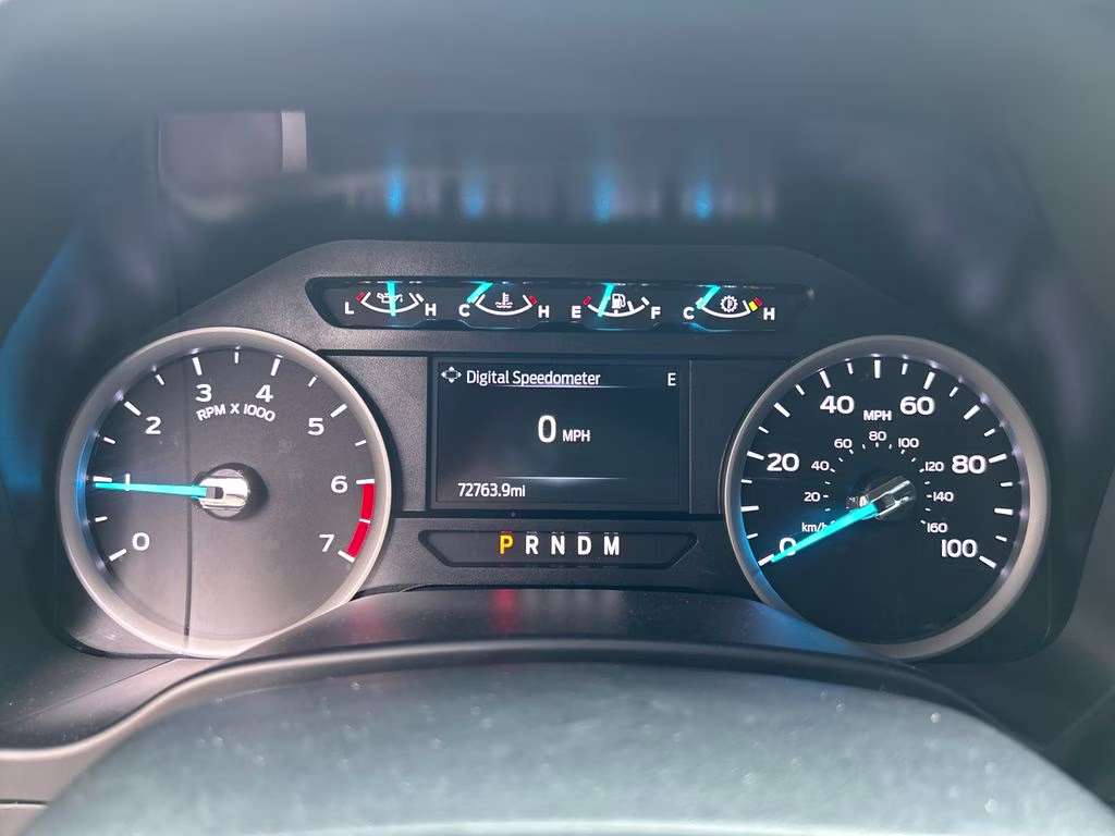2021 Oxford White Ford Super Duty F-250 SRW XL 4X4 Truck