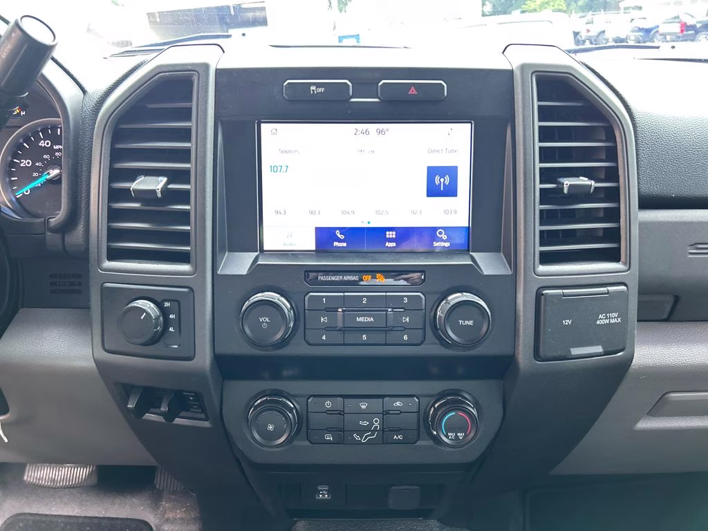 2021 Oxford White Ford Super Duty F-250 SRW XL 4X4 Truck