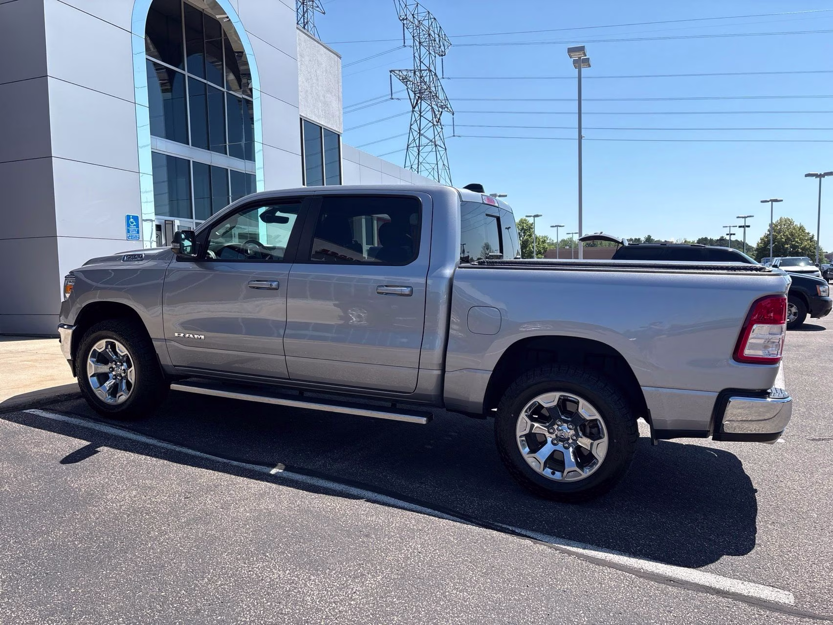 2021 Billet Silver Metallic Clearcoat Ram 1500 Big Horn/Lone Star 4X4 Truck