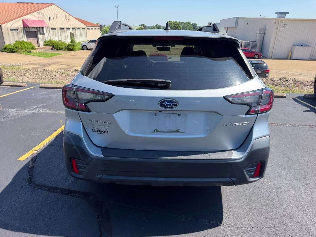 2020 Ice Silver Metallic Subaru Outback Premium AWD SUV