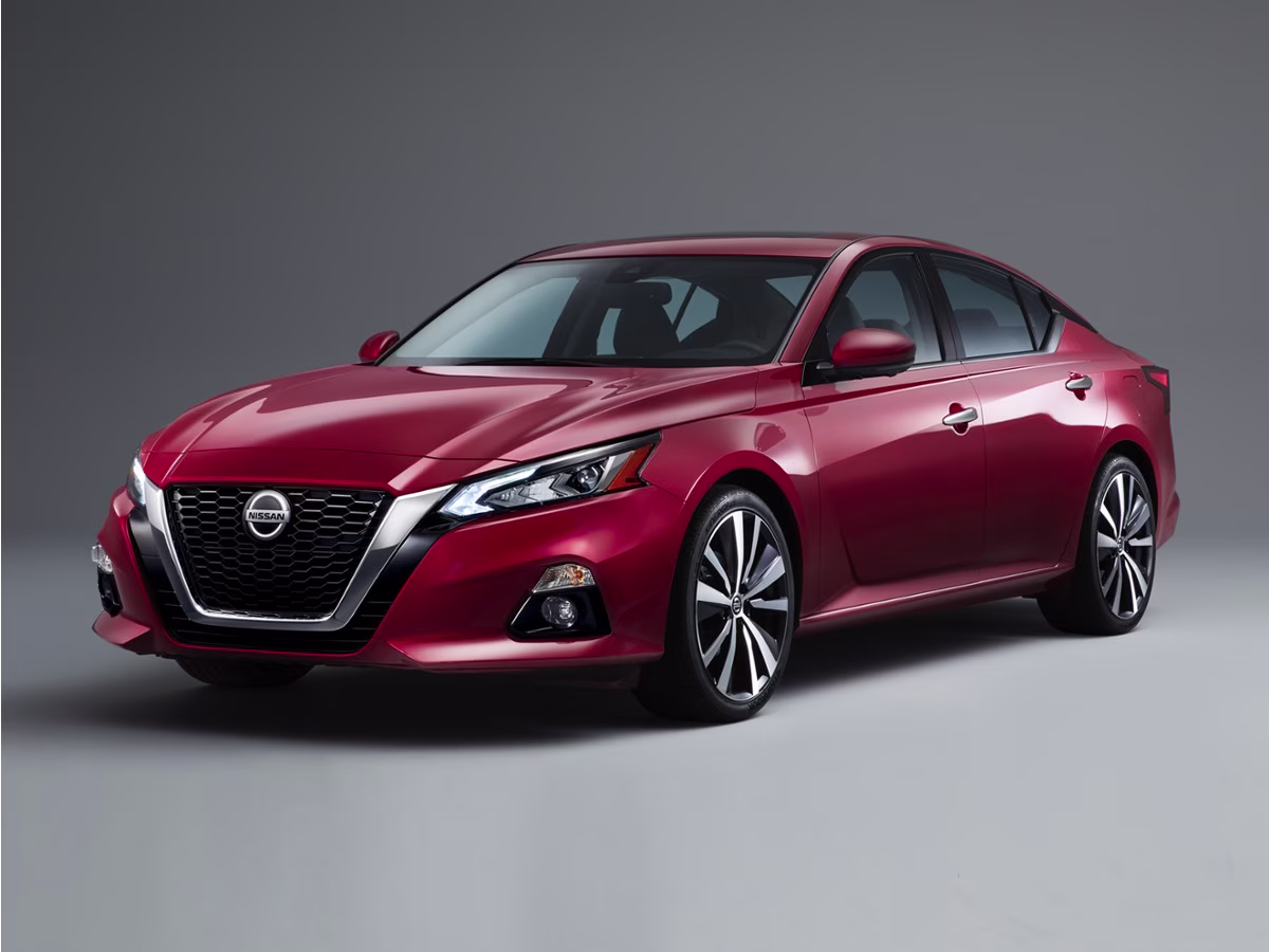 2022 Glacier White Nissan Altima 2.5 SR FWD Sedan