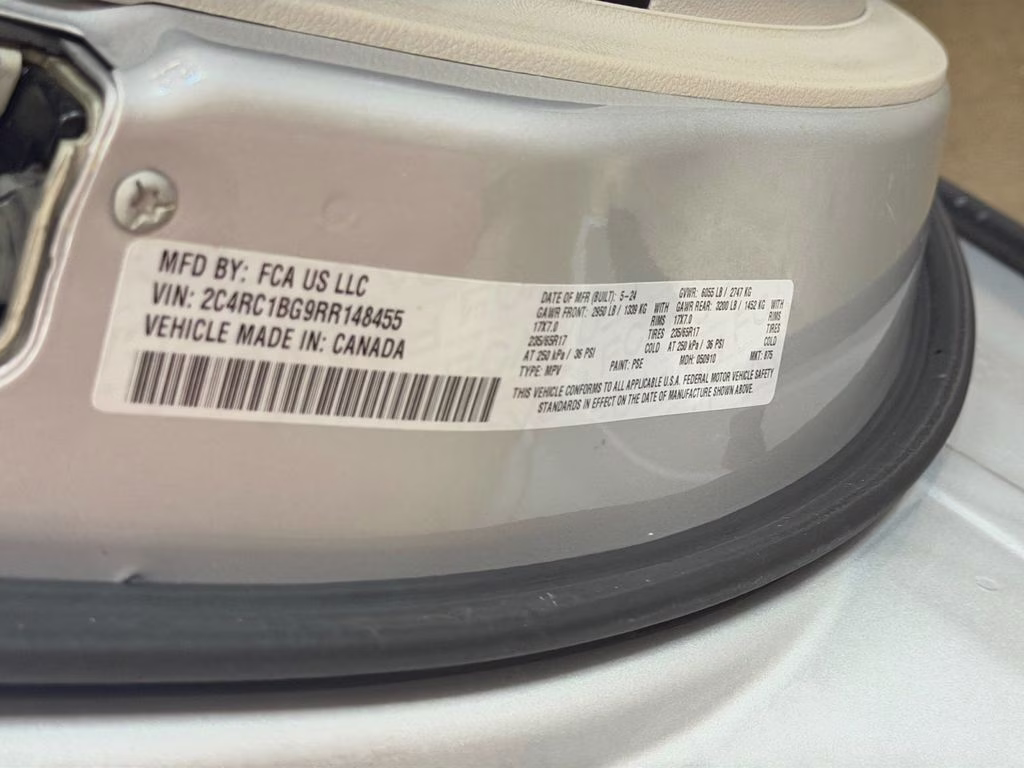 2024 Silver Mist Clearcoat Chrysler Pacifica Touring L FWD Van