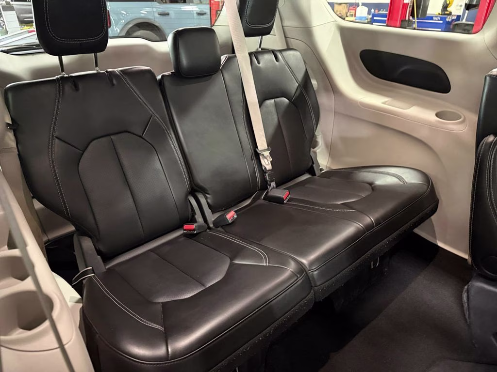 2024 Silver Mist Clearcoat Chrysler Pacifica Touring L FWD Van