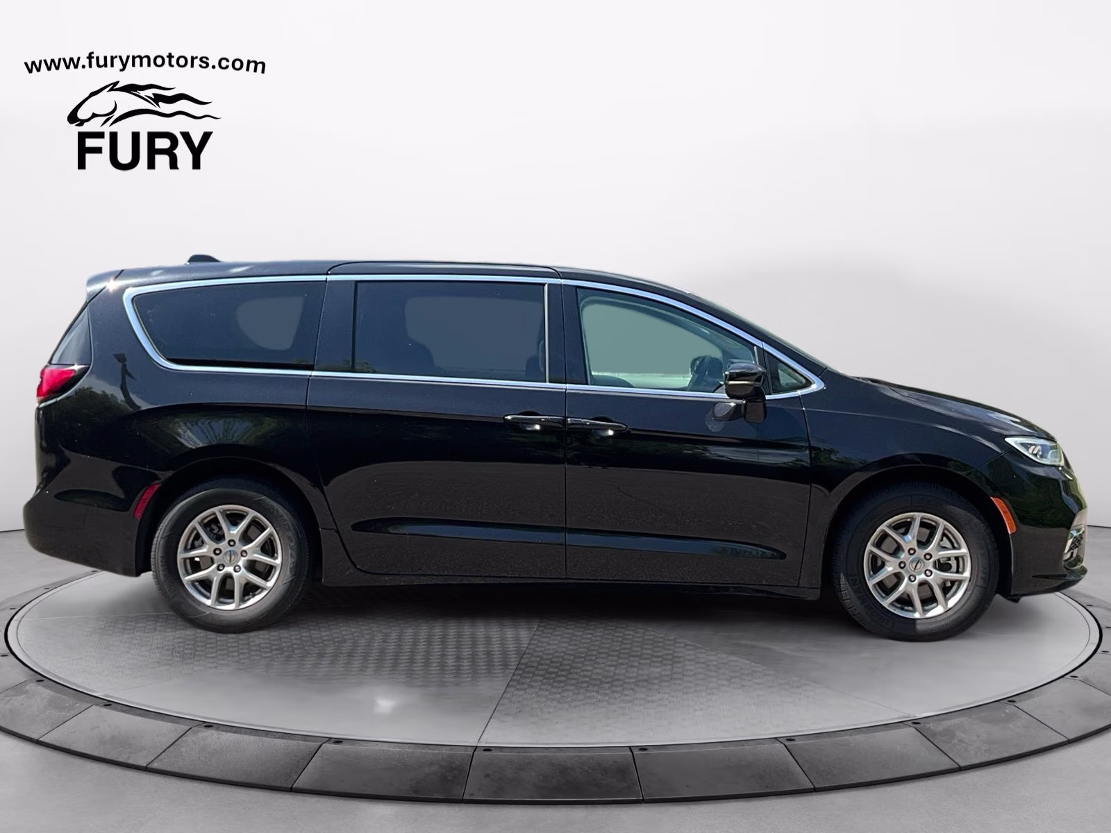 2024 Diamond Black Crystal Pearlcoat Chrysler Pacifica Touring L FWD Van