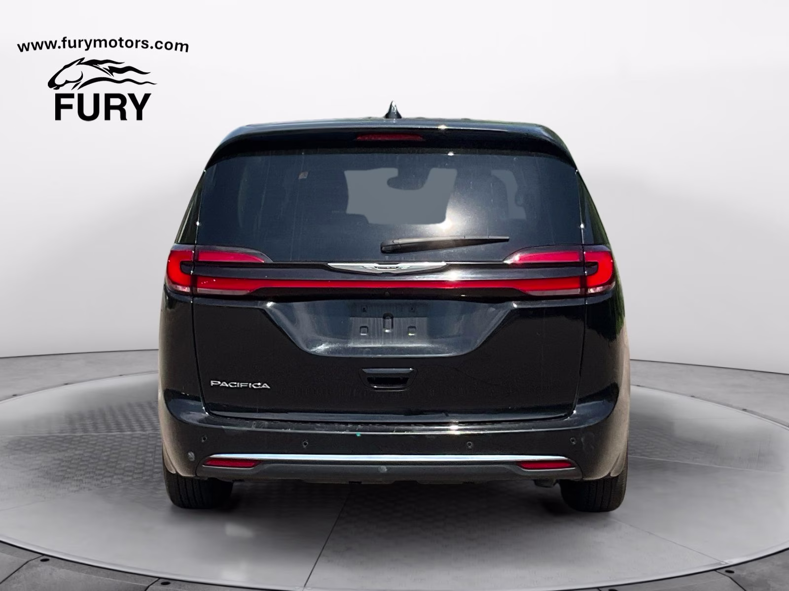 2024 Diamond Black Crystal Pearlcoat Chrysler Pacifica Touring L FWD Van