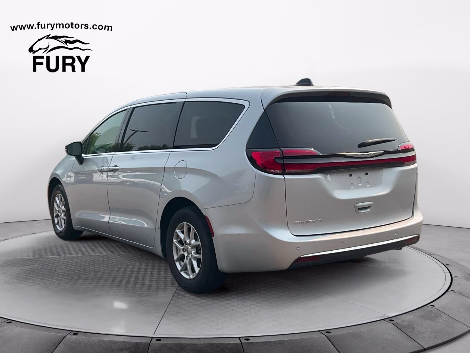 2024 Silver Mist Clearcoat Chrysler Pacifica Touring L FWD Van