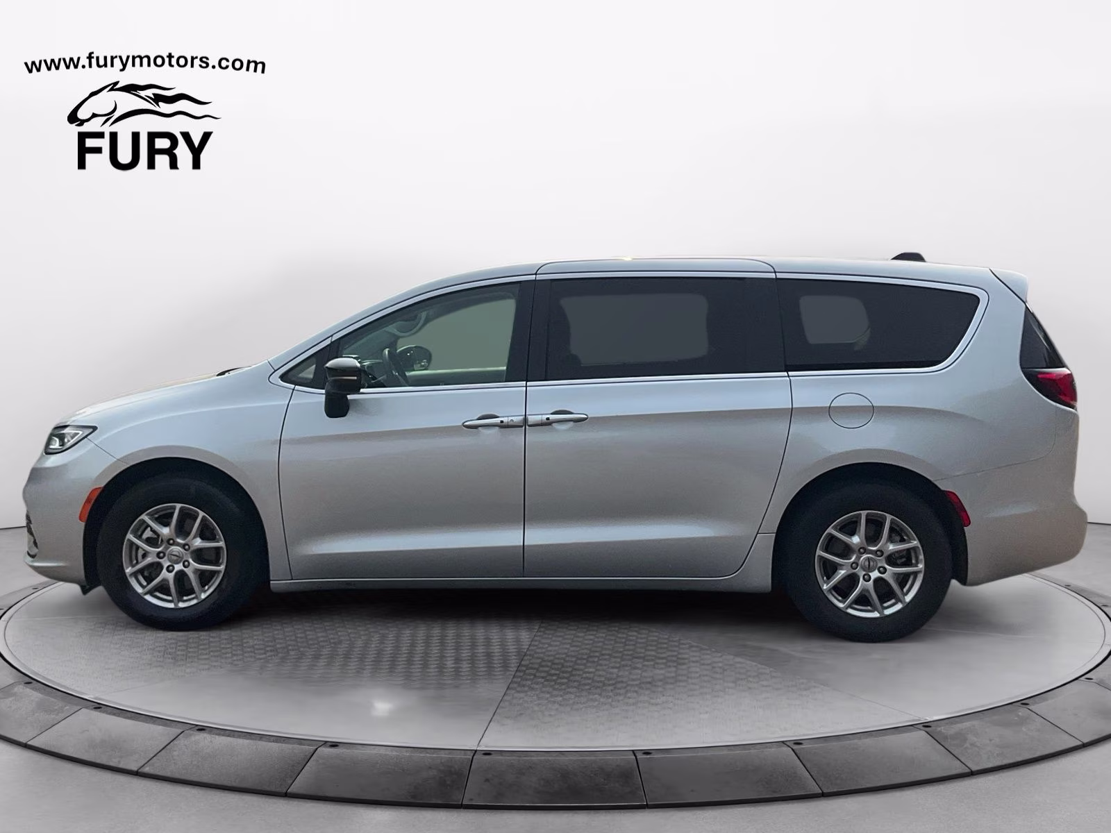 2024 Silver Mist Clearcoat Chrysler Pacifica Touring L FWD Van