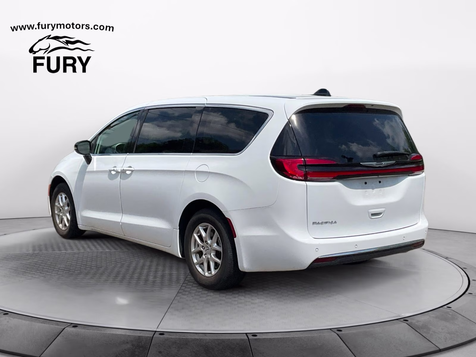 2024 Bright White Clearcoat Chrysler Pacifica Touring L FWD Van