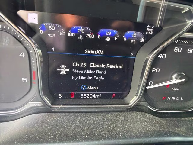 2021 Summit White GMC Sierra 2500HD AT4 4X4 Truck