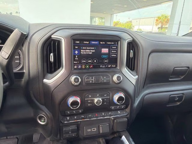 2021 Summit White GMC Sierra 2500HD AT4 4X4 Truck