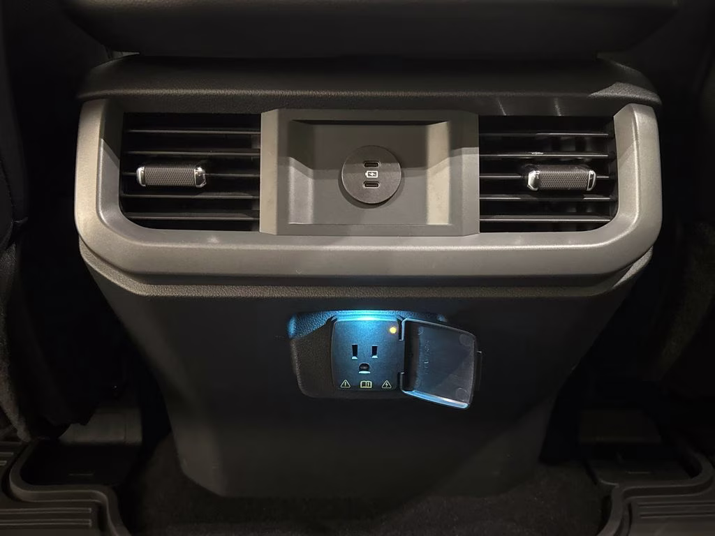 2025 Antimatter Blue Metallic Ford F-150 XLT 4X4 Truck