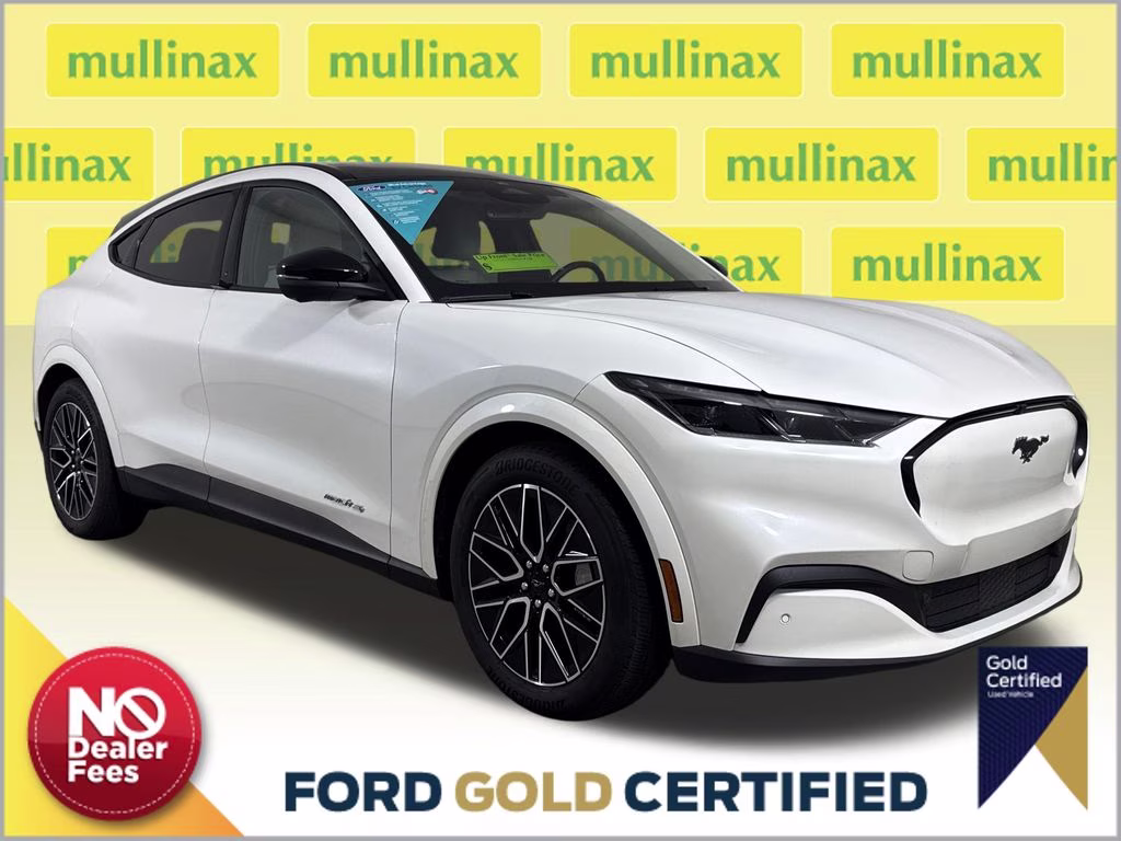 2025 Star White Metallic Tri-Coat Ford Mustang Mach-E Premium AWD SUV