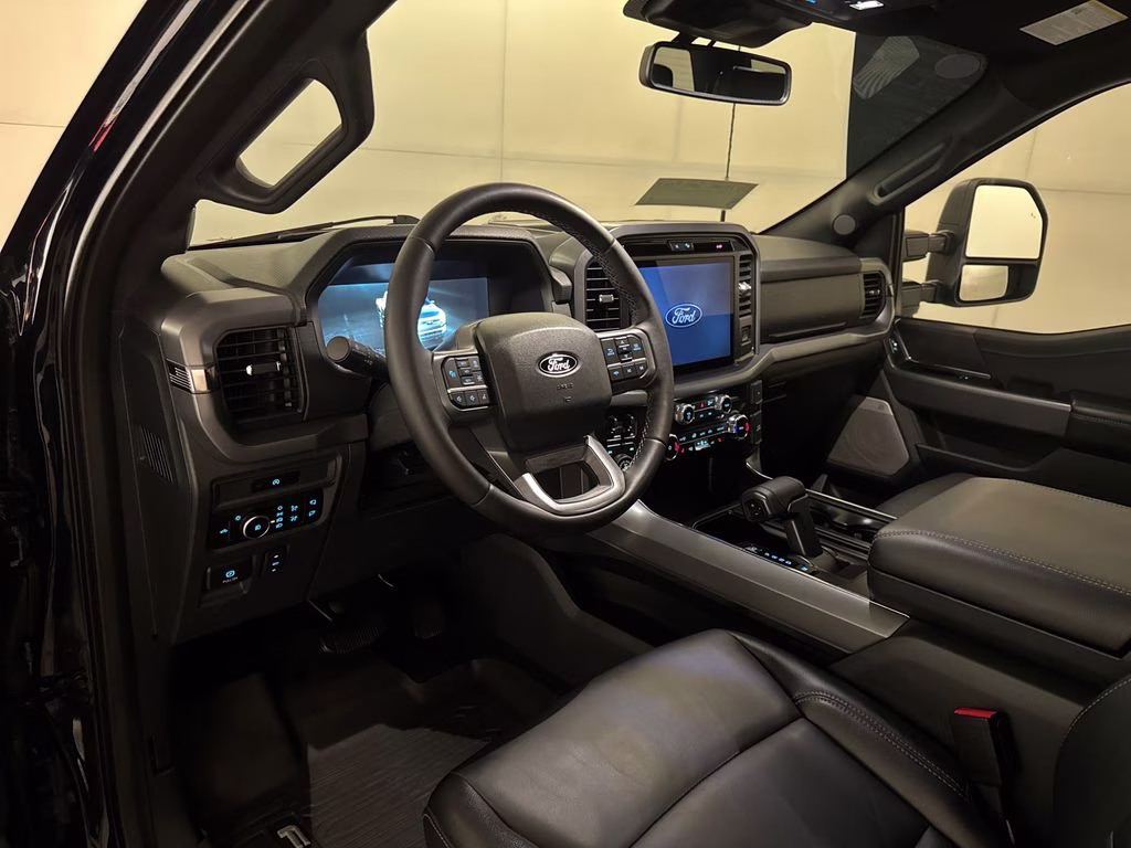 2025 Antimatter Blue Metallic Ford F-150 XLT 4X4 Truck