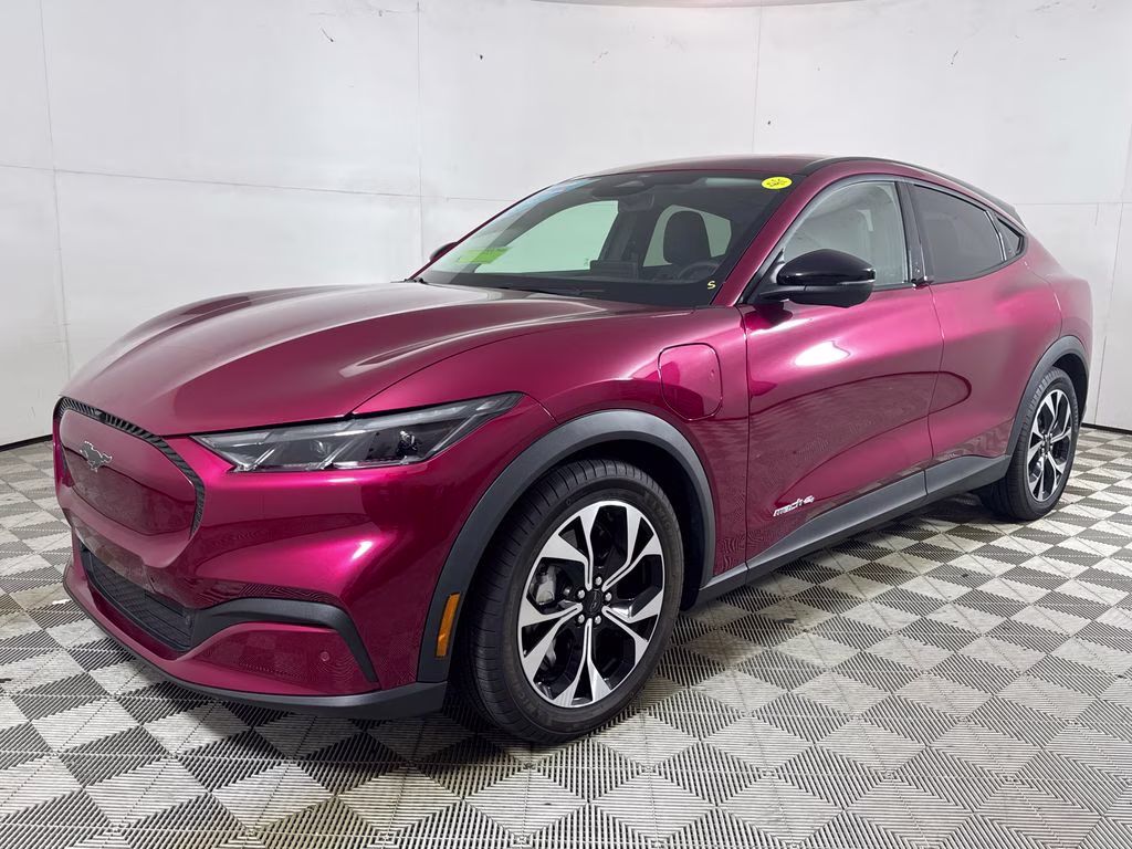 2025 Molten Magenta Metallic Tinted Clearcoat Ford Mustang Mach-E Select AWD SUV
