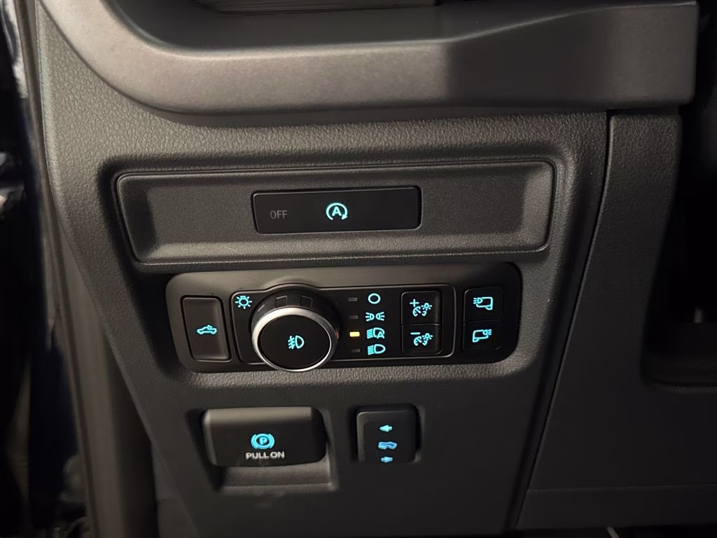 2025 Antimatter Blue Metallic Ford F-150 XLT 4X4 Truck
