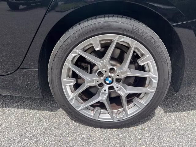 2025 Jet Black BMW 3 Series 330i RWD Sedan