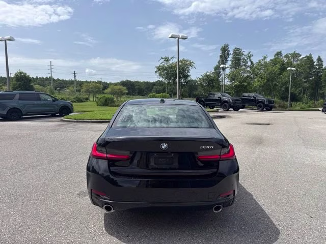 2025 Jet Black BMW 3 Series 330i RWD Sedan